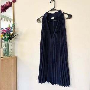 Aritzia Babaton 1-01 Navy Pleated Guell Blouse